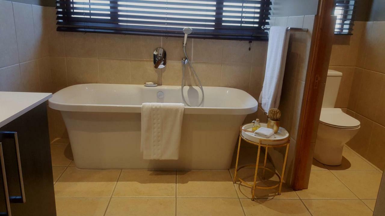 Executive Suites, Woodmead East (Adults Only) Sandton Εξωτερικό φωτογραφία