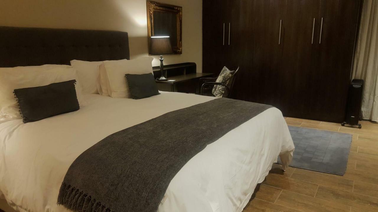 Executive Suites, Woodmead East (Adults Only) Sandton Εξωτερικό φωτογραφία